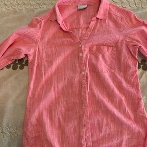 Columbia shirt size small